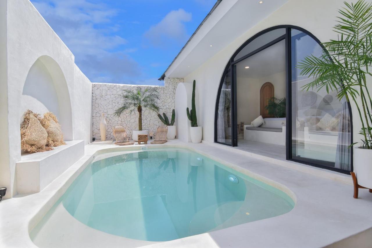 Bohemian Jogja Villas With Private Pool Kejayan Екстер'єр фото