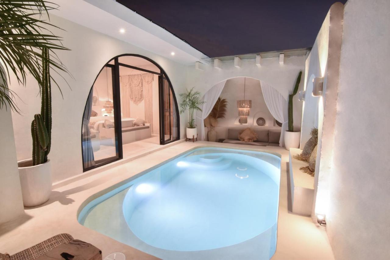 Bohemian Jogja Villas With Private Pool Kejayan Екстер'єр фото