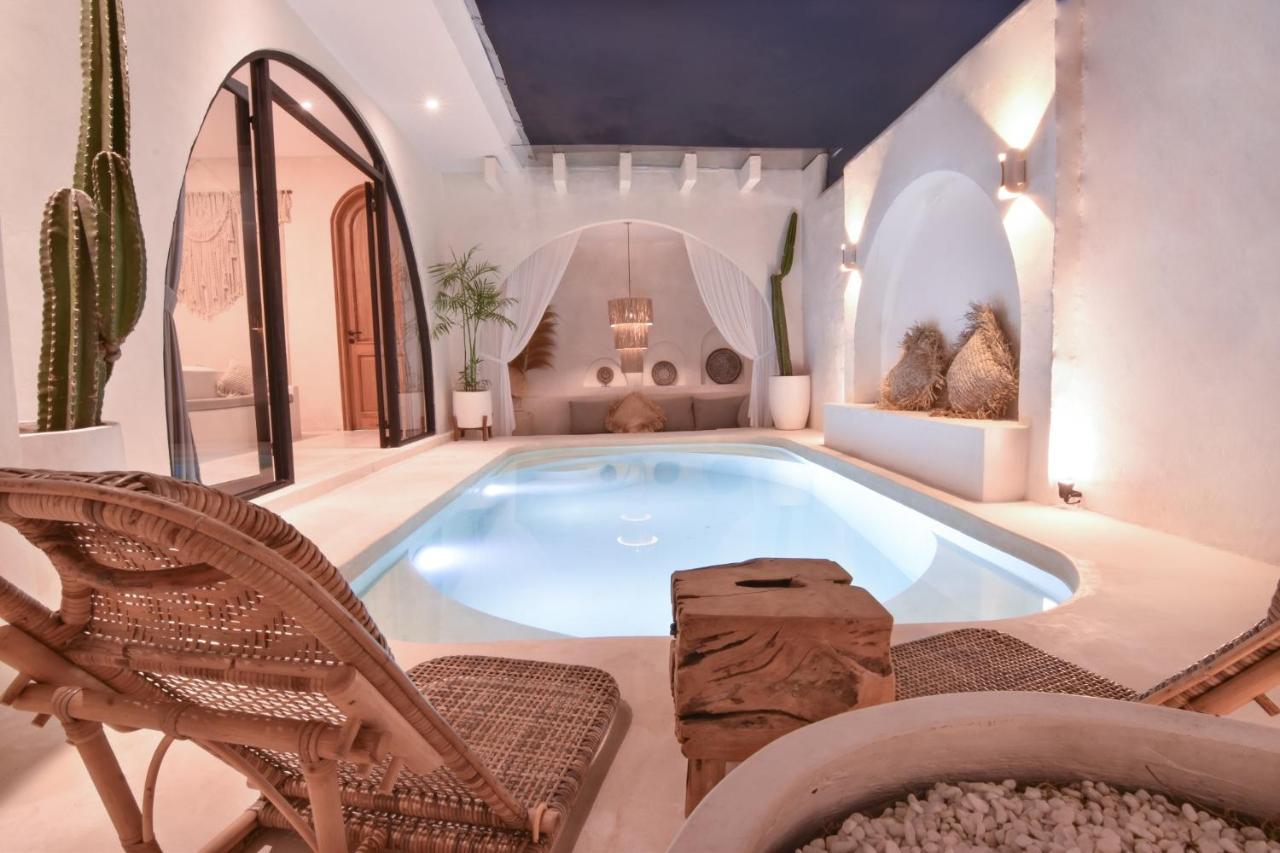 Bohemian Jogja Villas With Private Pool Kejayan Екстер'єр фото