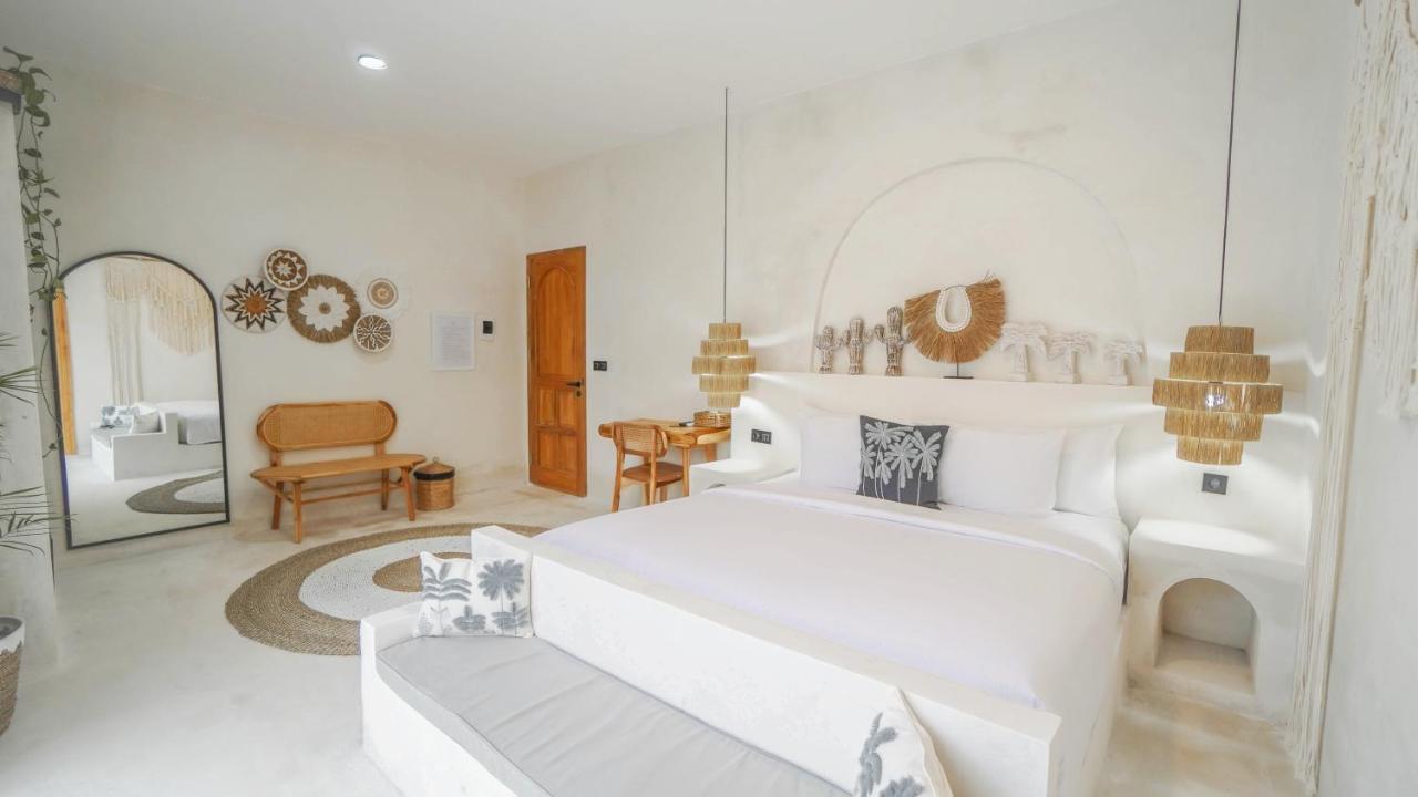 Bohemian Jogja Villas With Private Pool Kejayan Екстер'єр фото