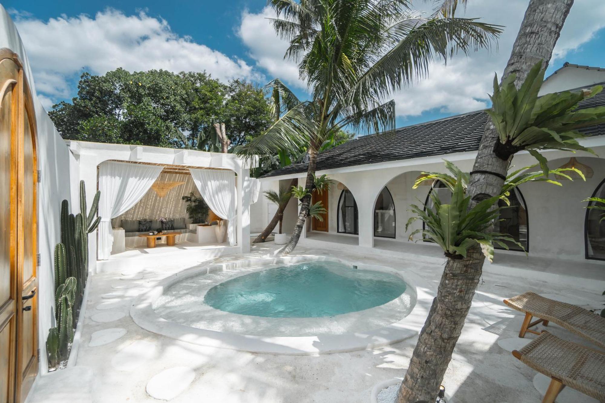 Bohemian Jogja Villas With Private Pool Kejayan Екстер'єр фото