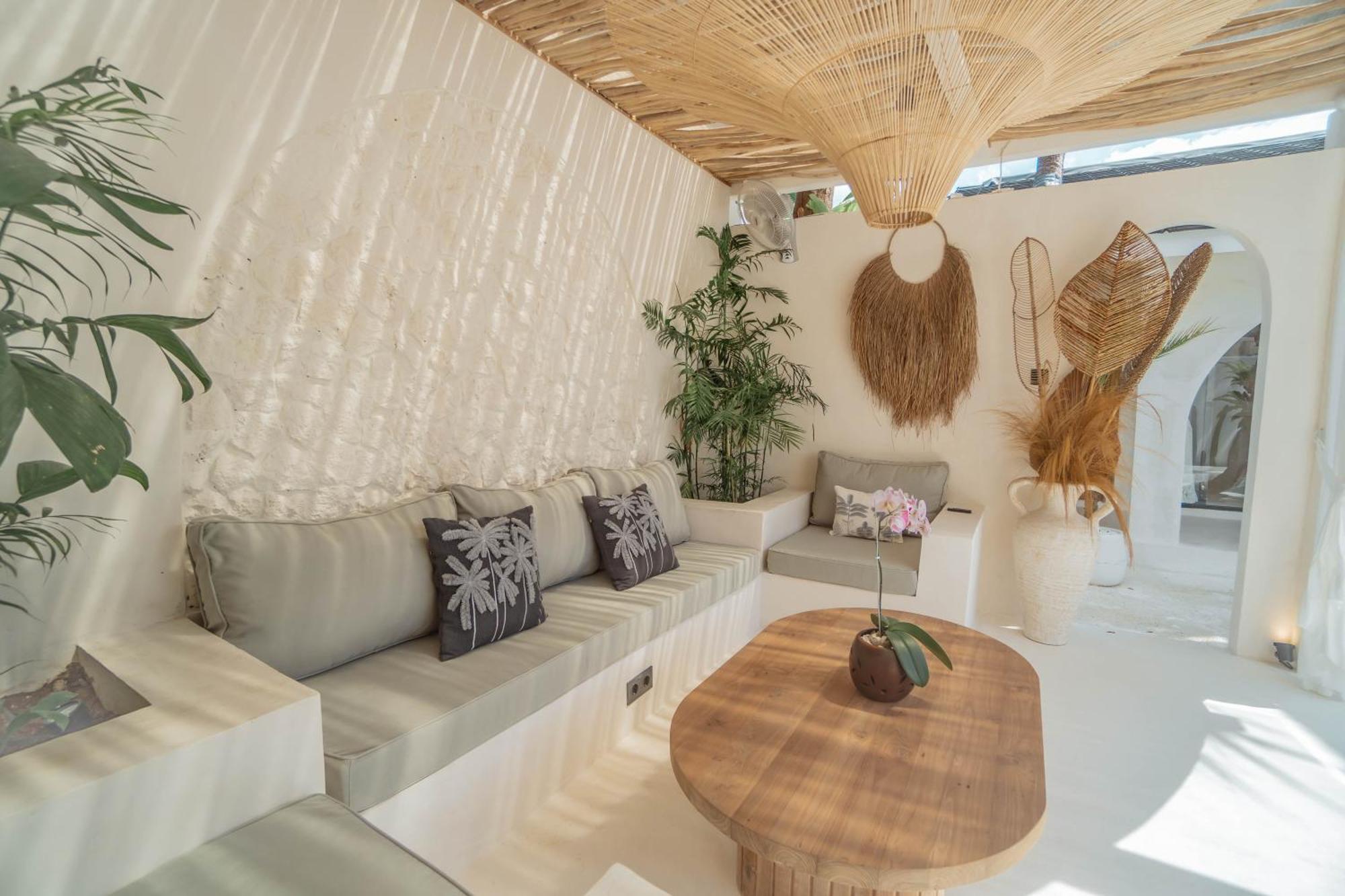 Bohemian Jogja Villas With Private Pool Kejayan Екстер'єр фото